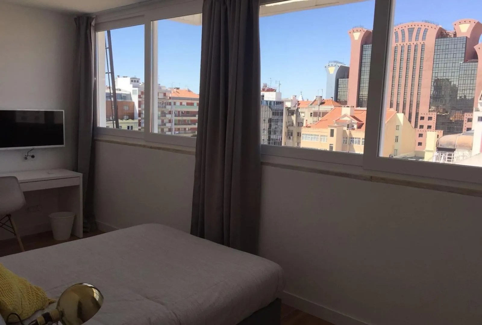 Republica83-Campo Pequeno Home Lisbon