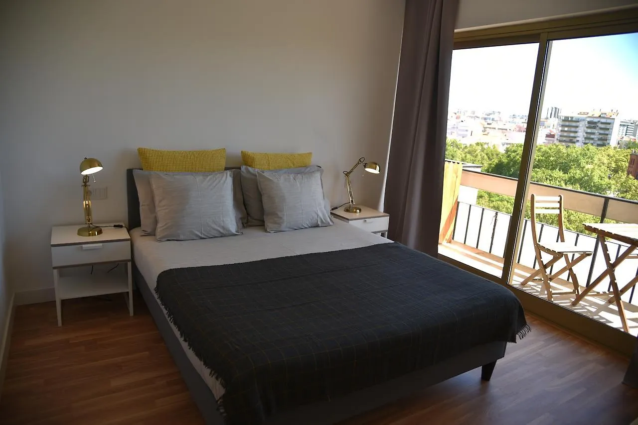 Republica83-Campo Pequeno Home Lisbon Guest house