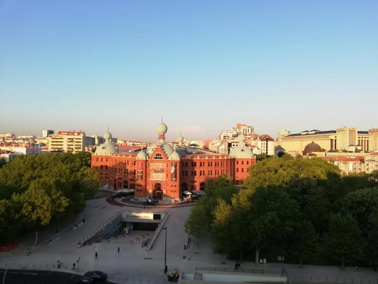 Guest house Republica83-Campo Pequeno Home Lisbon