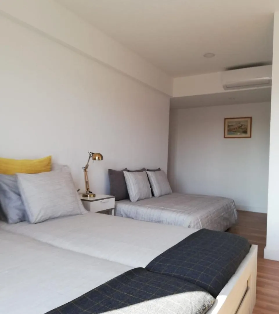 *** Guest house Republica83-Campo Pequeno Home Lisbon Portugal