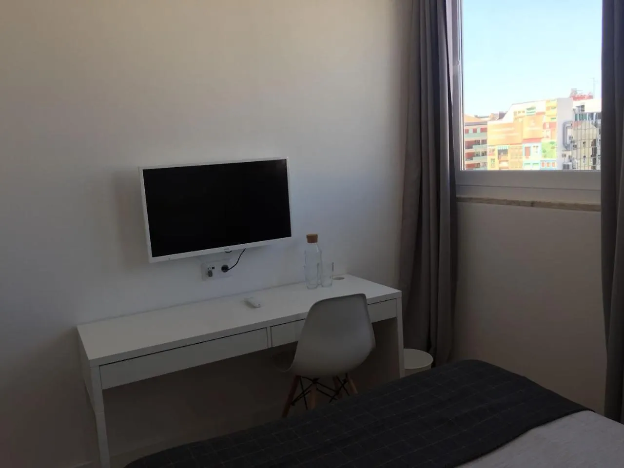 Republica83-Campo Pequeno Home Lisbon Guest house